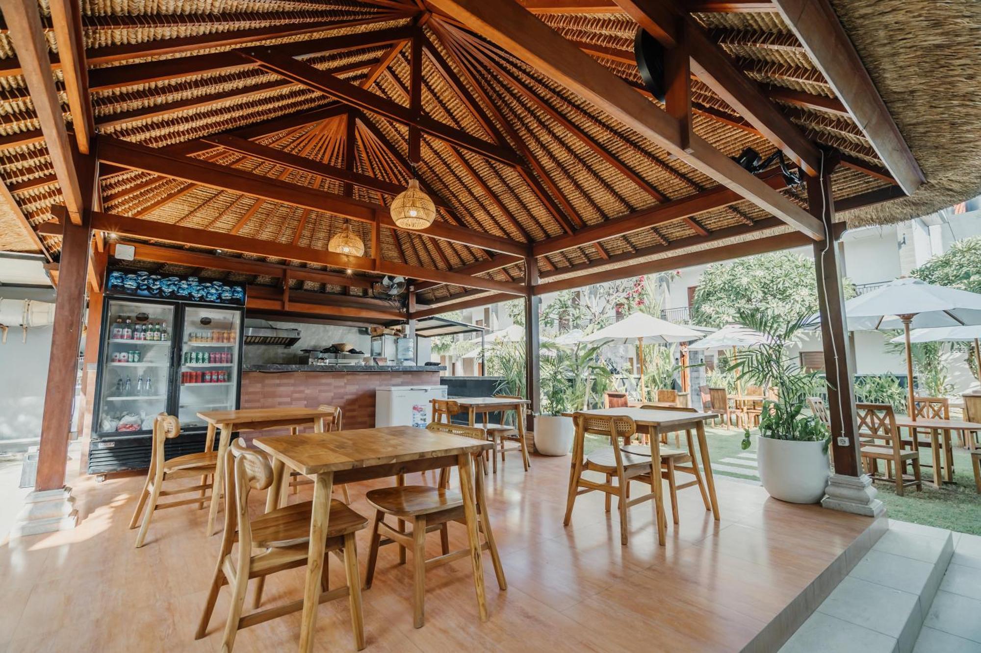 You Suite Seminyak Legian Eksteriør bilde
